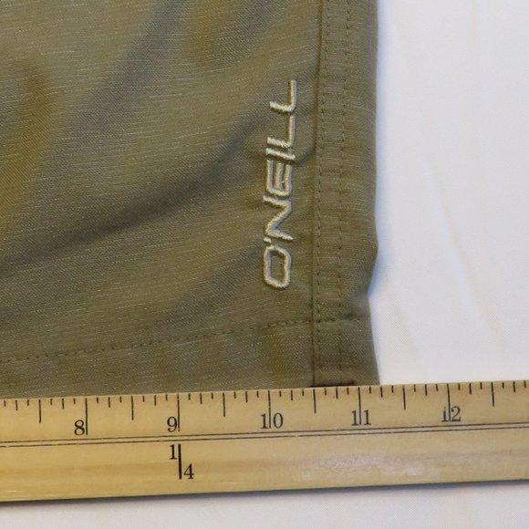 O'Neill* Men's Multipocketed 1.5" Belt Loop‎ Flat Front Olive Green Shorts~ 38W - Picture 9 of 13